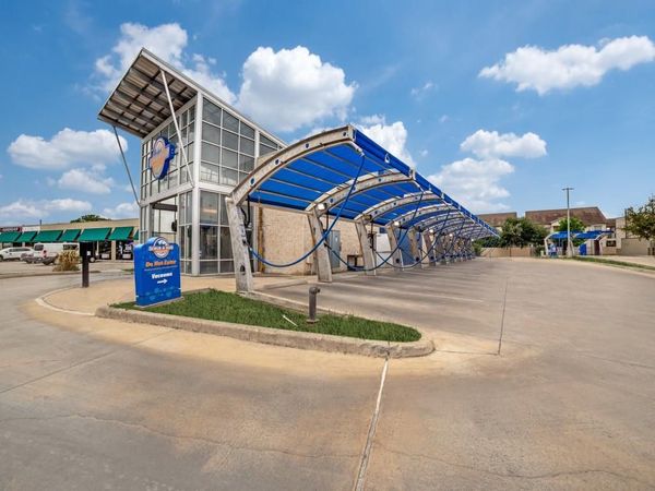 8050 Culebra Road, San Antonio, TX 78251
