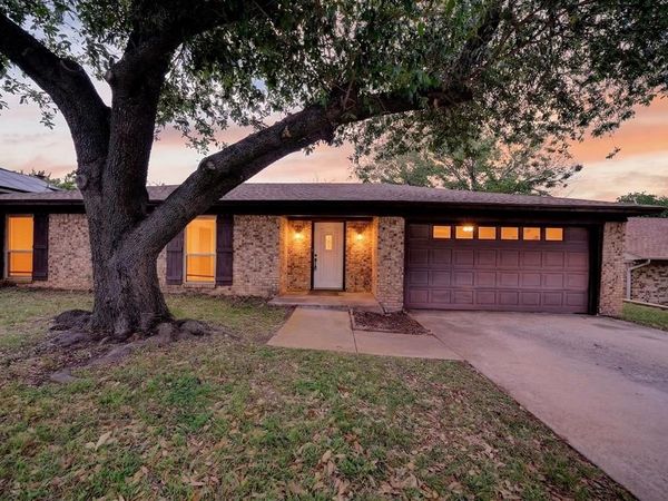 717 Steeplechase Drive, Bedford, TX 76021