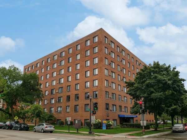 855 Hinman Avenue , Unit 704, Evanston, IL 60202