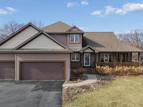 143 Heritage Trail, Houlton, WI 54082