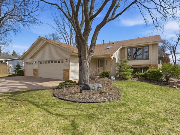 10549 Kentucky Avenue S, Bloomington, MN 55438