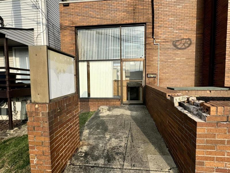 205 E Spring Street, Saint Marys, OH 45885 Photo 5