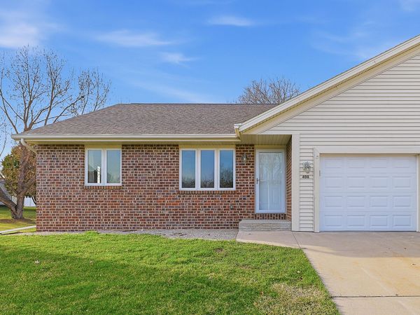 408 Keno Cir, Horicon, WI 53032