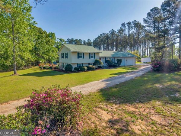 1330 Lakeway Road, East Dublin, GA 31027