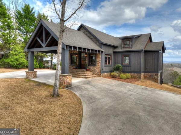 185 Logan Drive, Mineral Bluff, GA 30559