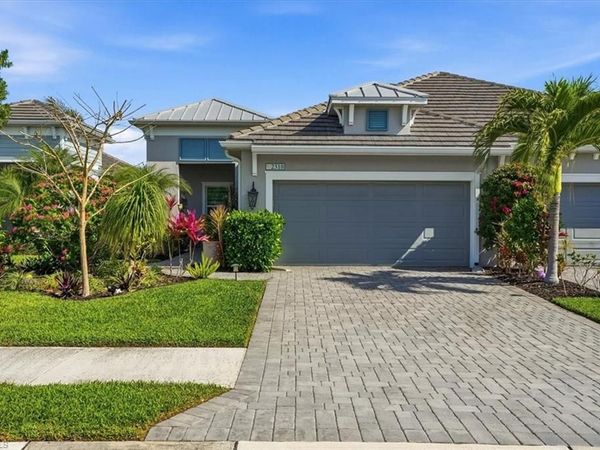 2318 Marquesa CIR , NAPLES, FL 34112