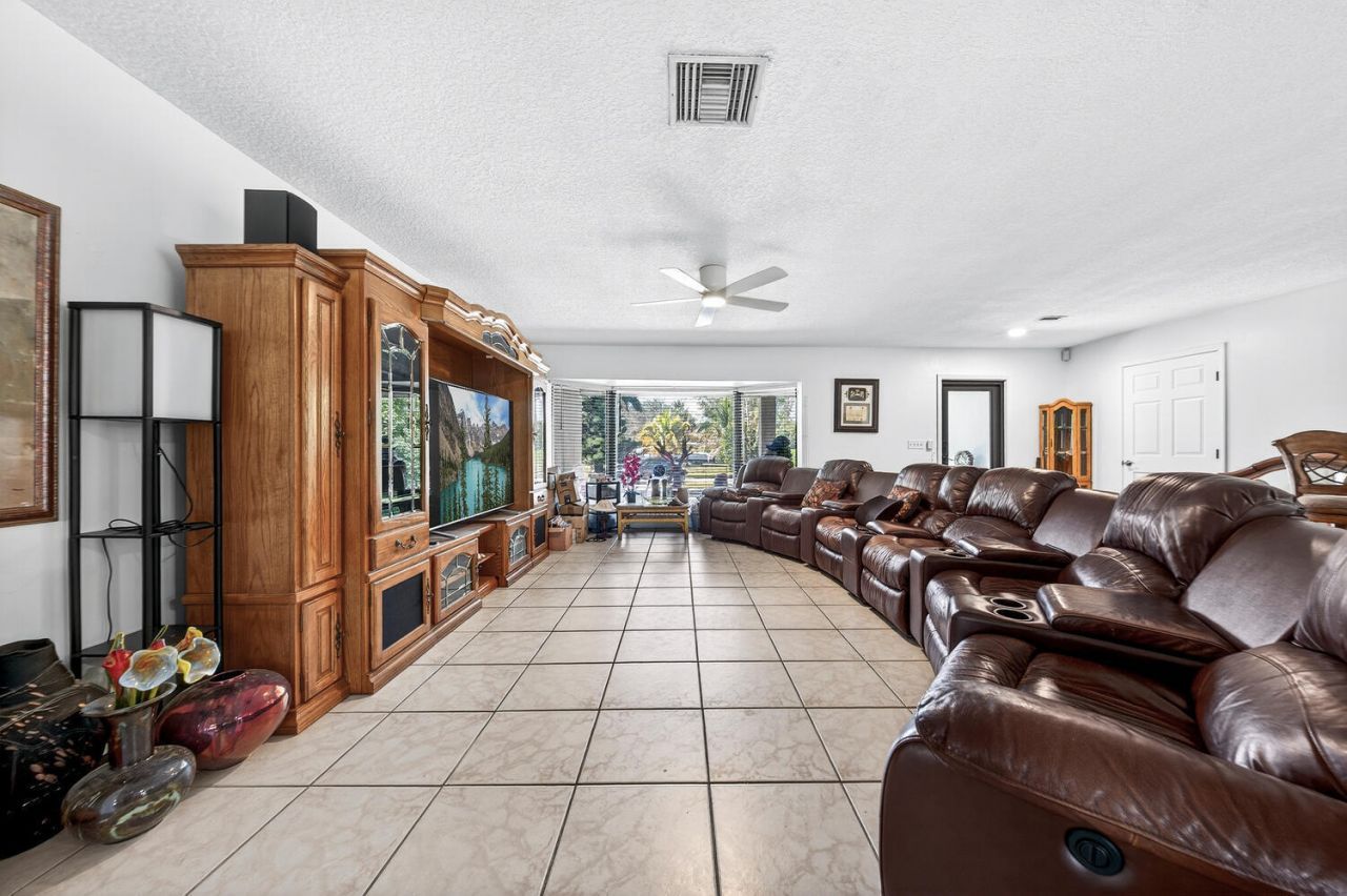 1710 SW 142nd Avenue, Davie, FL 33325 Photo