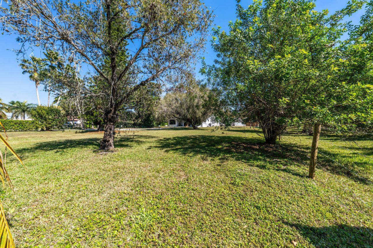 1710 SW 142nd Avenue, Davie, FL 33325 Photo