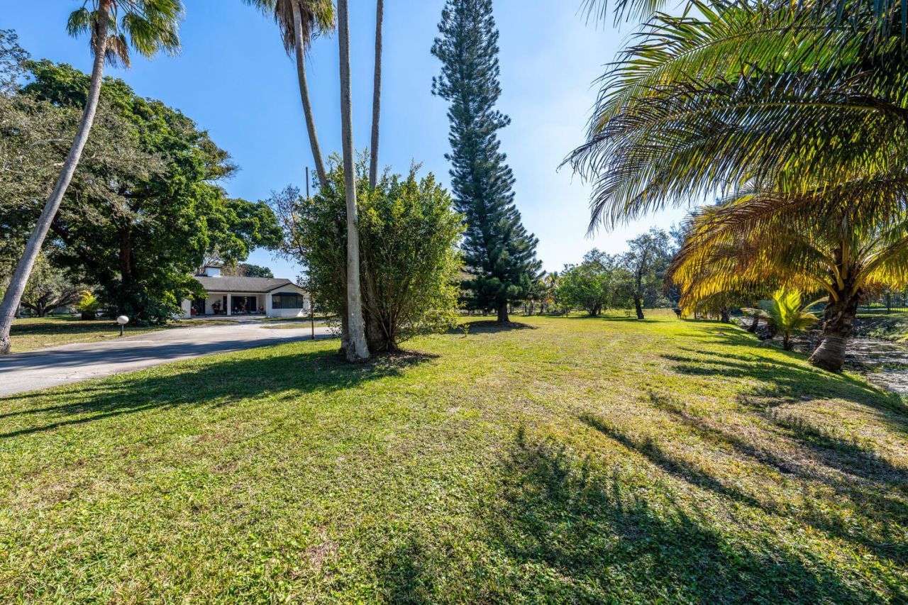 1710 SW 142nd Avenue, Davie, FL 33325 Photo