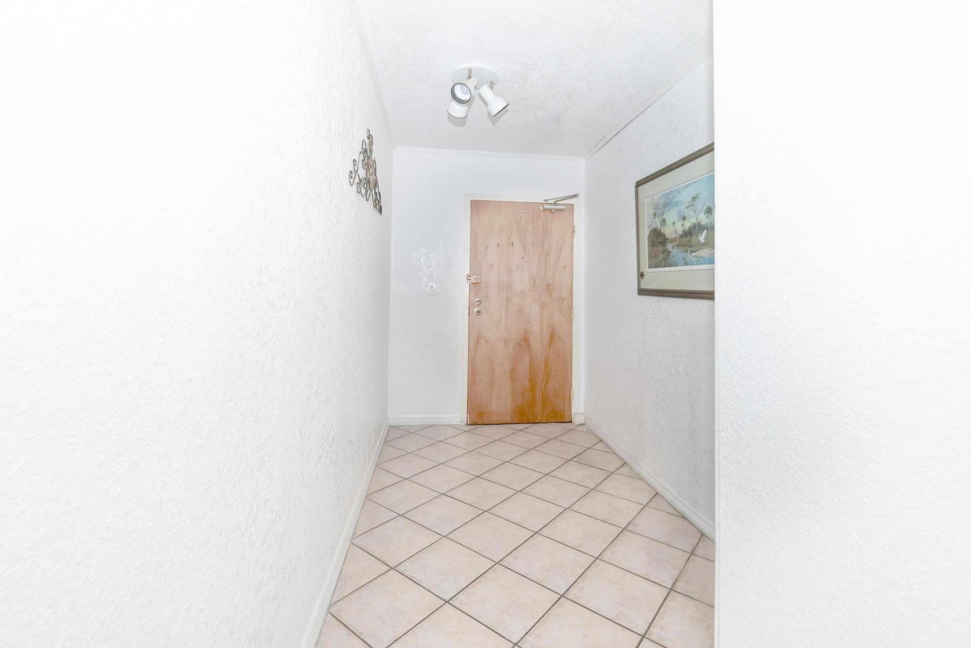 5055 NW 7th Street, Unit 610, Miami, FL 33126 Photo