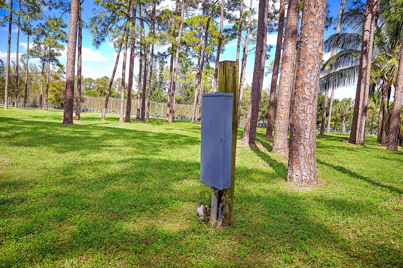 2150/2140 C Road, Loxahatchee Groves, FL 00000 Photo