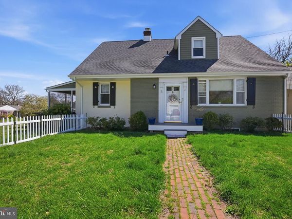 2 MEDIAN DRIVE, WILMINGTON, DE 19803