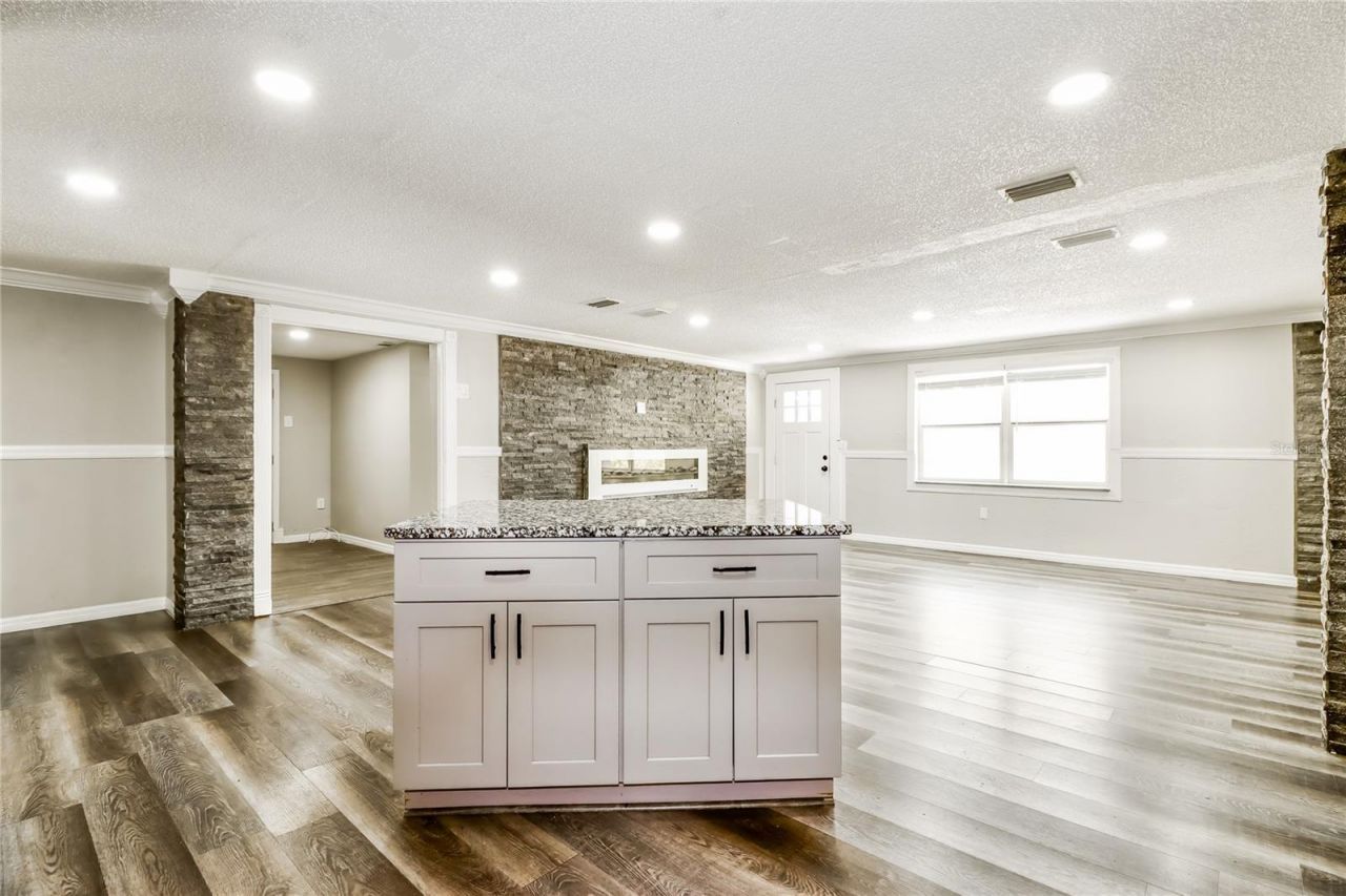 3147 36th Avenue N, Saint Petersburg, FL 33713 Photo