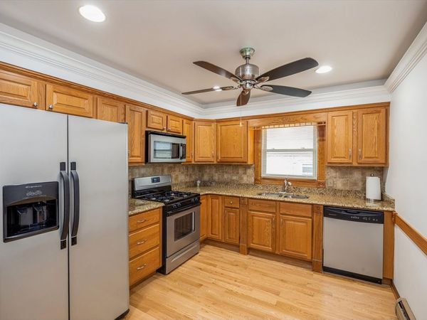 4230 Prairie Avenue, Brookfield, IL 60513