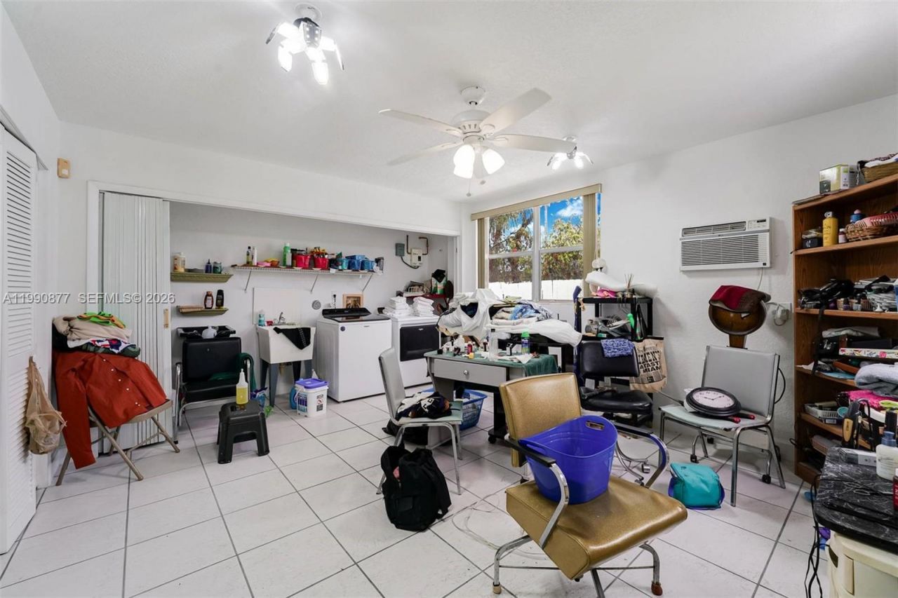 69 S Royal Poinciana Boulevard , Miami Springs, FL 33166 Photo