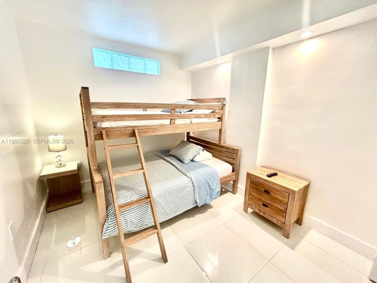 19370 Collins Ave , Unit 1015, Sunny Isles Beach, FL 33160 Photo