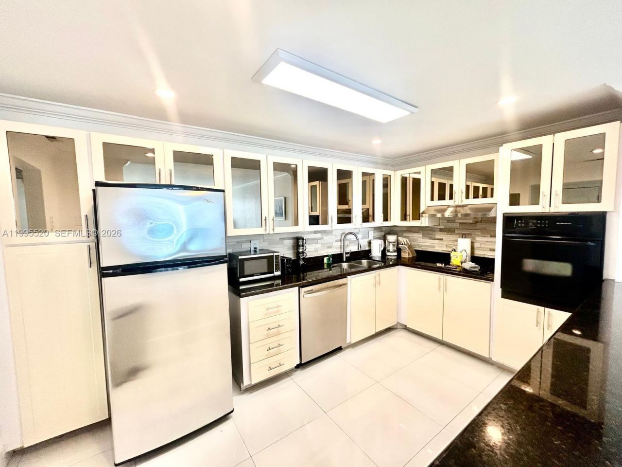 19370 Collins Ave , Unit 1015, Sunny Isles Beach, FL 33160 Photo