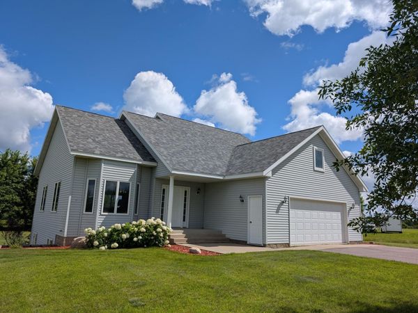 505 Walnut Avenue , Holdingford, MN 56340