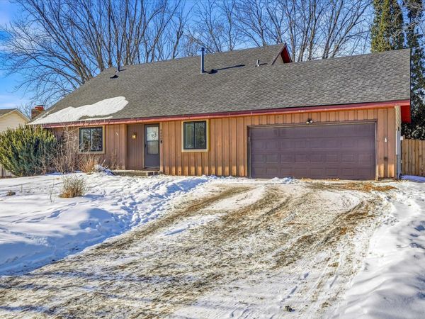 8200 Foothill Road S, Cottage Grove, MN 55016