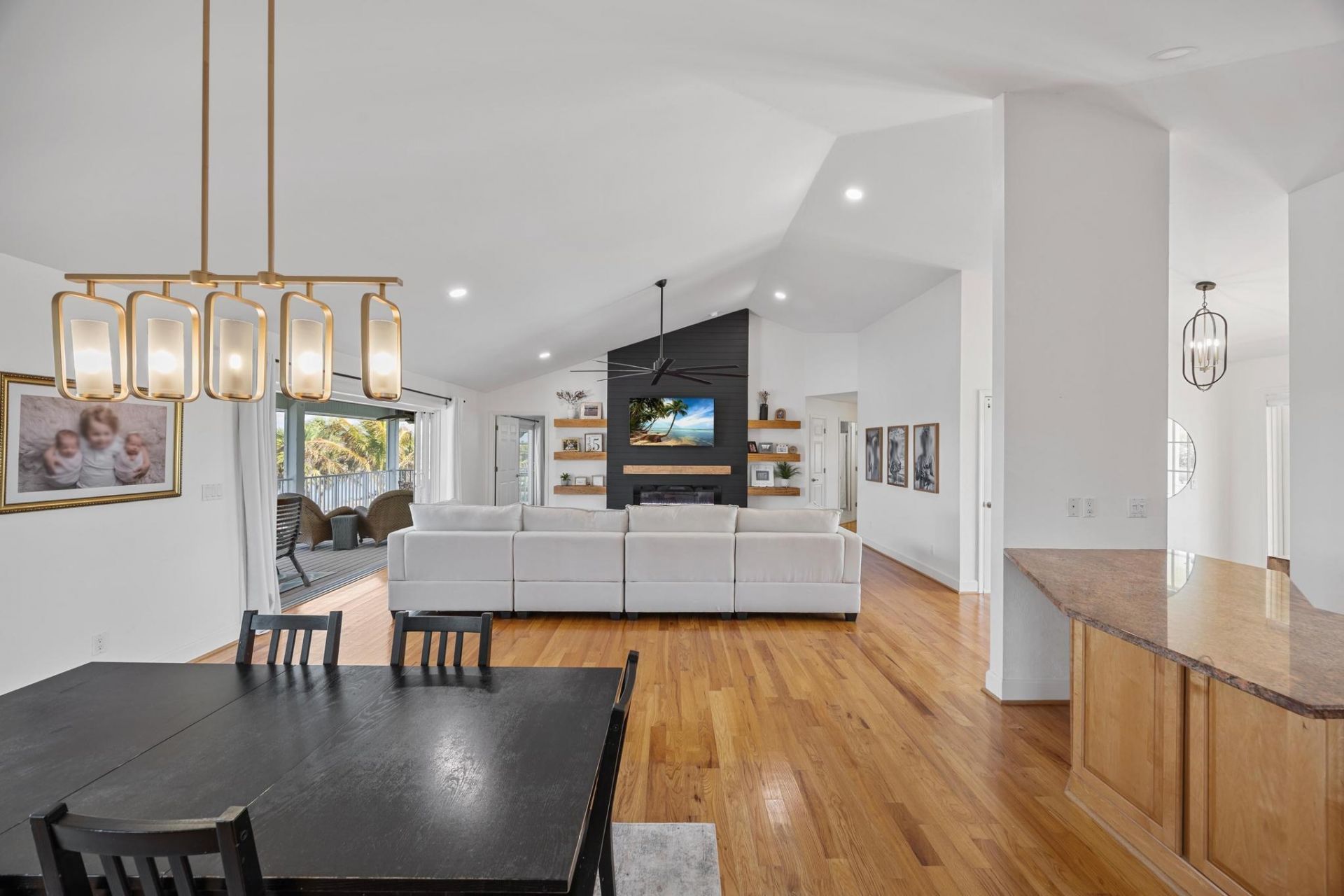 425 Lake Murex Cir, Sanibel, FL 33957 Photo