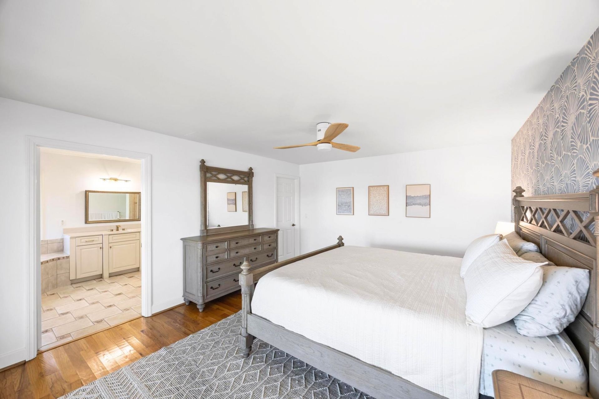 425 Lake Murex Cir, Sanibel, FL 33957 Photo