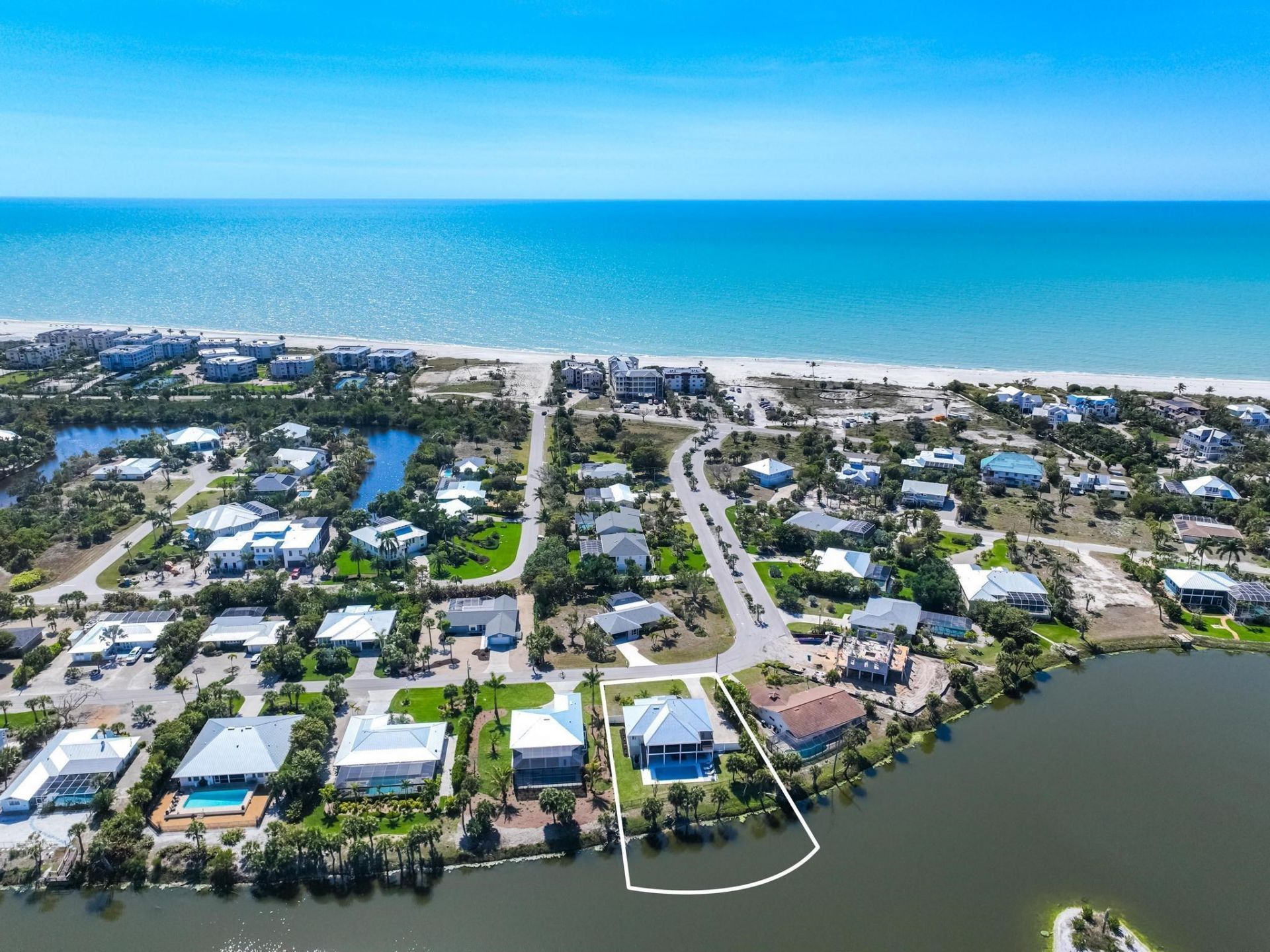 425 Lake Murex Cir, Sanibel, FL 33957 Photo