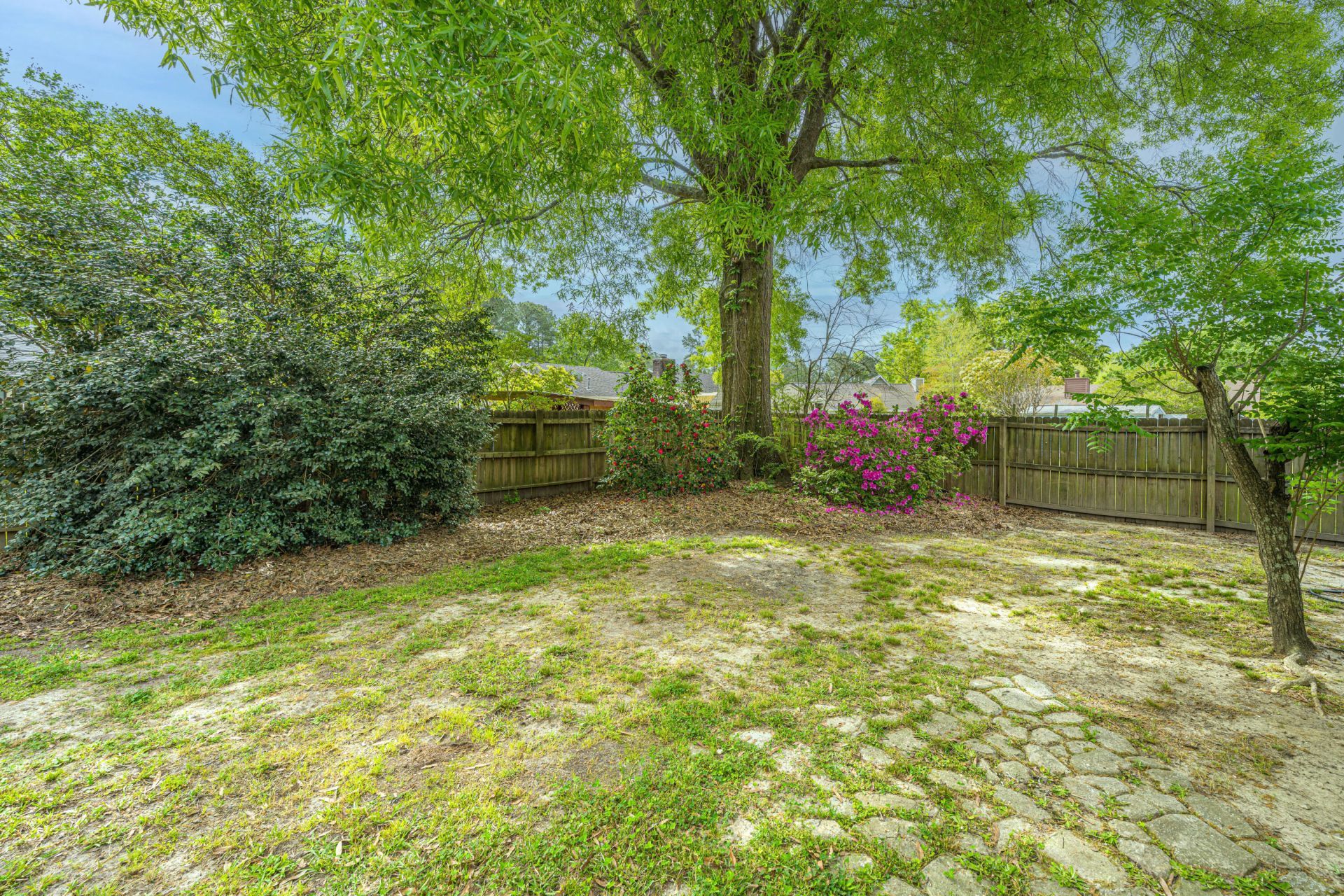 129 Mohican Circle Photo 6