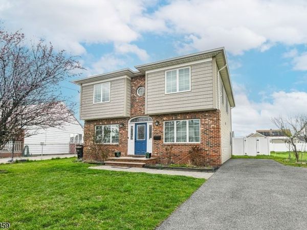 1 Lincoln Pl, Moonachie, NJ 07074