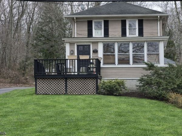 137 Mountain Blvd, Watchung, NJ 07069