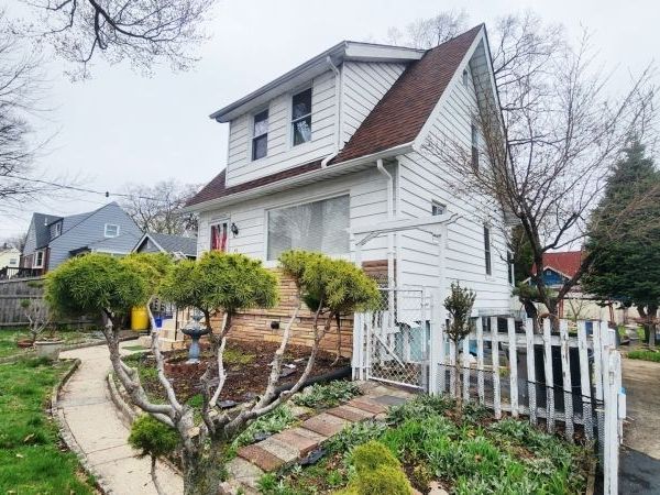 55 Circle Drway, Teaneck, NJ 07666