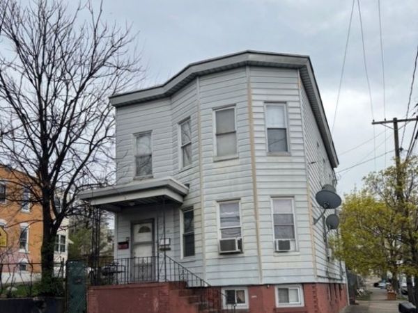 268 6Th Ave, Paterson, NJ 07524