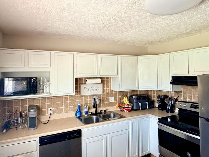 1450 Blaine Drive, Columbus, OH 43227 Photo 5