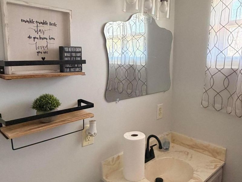 1450 Blaine Drive, Columbus, OH 43227 Photo 8