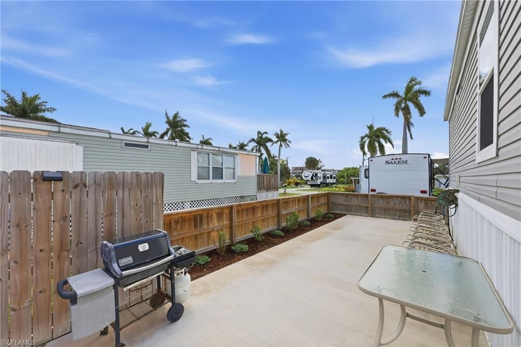 13110 Point Breeze Dr, Fort Myers, FL 33908 Photo