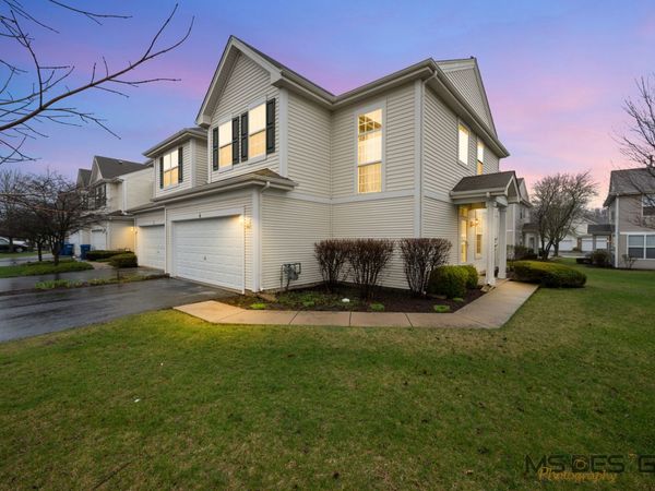 1531 Legacy Drive , Unit 4, DeKalb, IL 60115