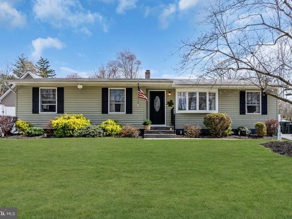 7 CHESTNUT DRIVE , JACKSON, NJ 08527