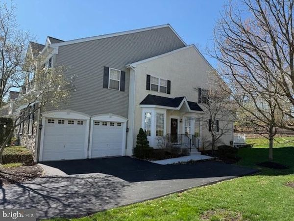 24 LONGVIEW LANE, NEWTOWN SQUARE, PA 19073