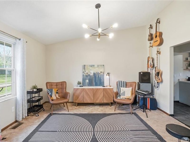 631 Wilson Park Drive, Dayton, OH 45449 Photo 13