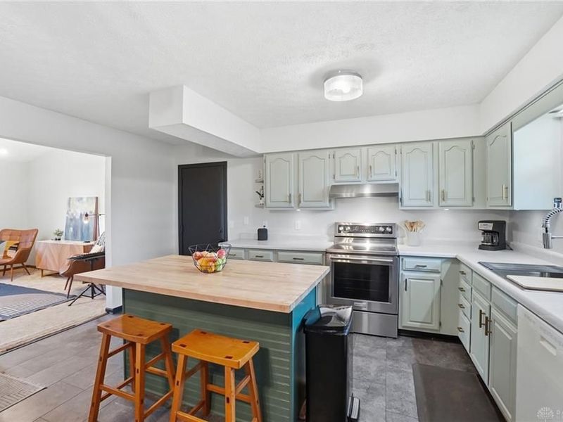 631 Wilson Park Drive, Dayton, OH 45449 Photo 18