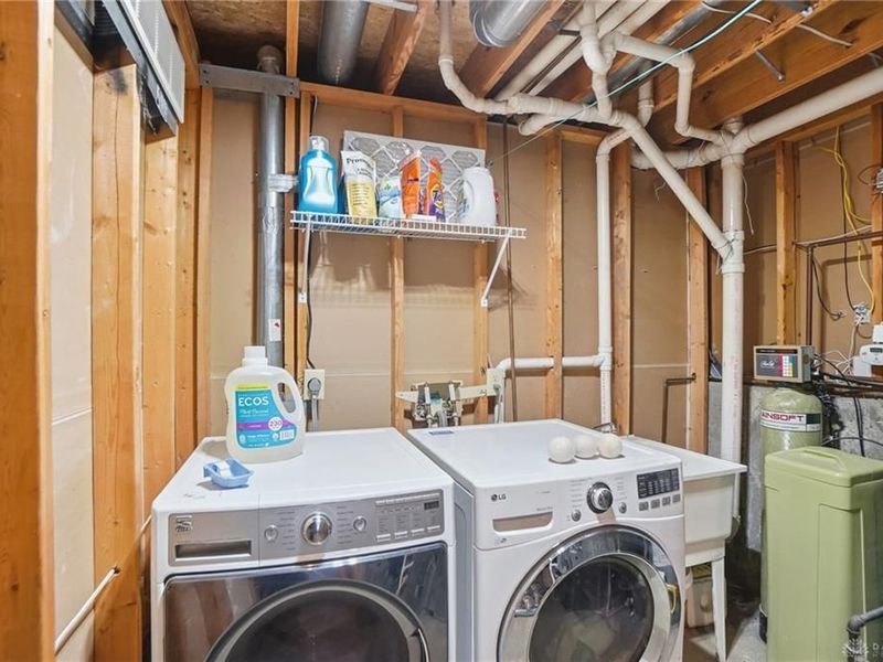 631 Wilson Park Drive, Dayton, OH 45449 Photo 56