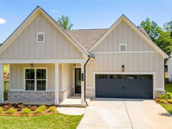 1113 Cooks Farm Way, Woodstock, GA 30189