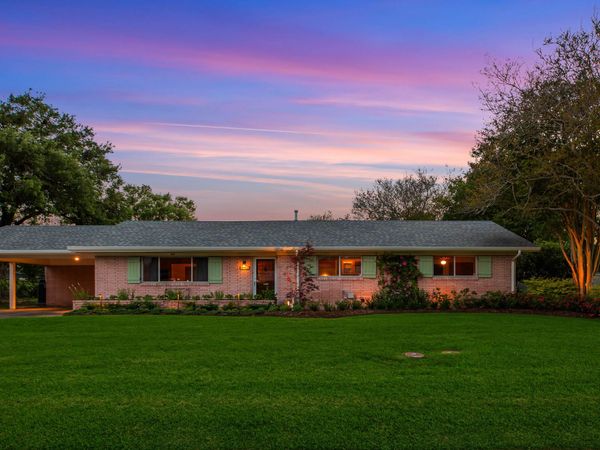 208 Robert Drive, Lafayette, LA 70506