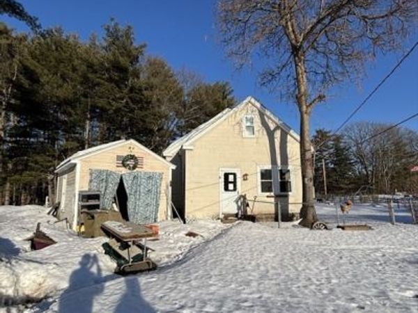 6 Wheeler Drive, Shirley, MA 01464