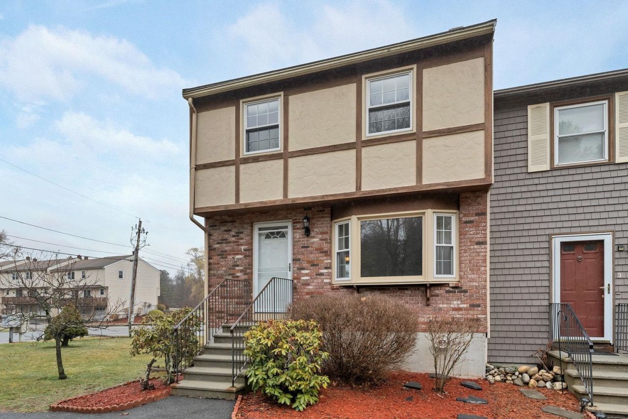 1 Stonegate Lane, Derry, NH 03038 Main Photo