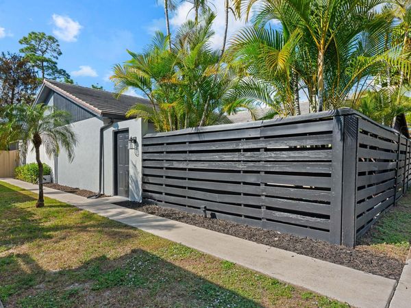 1277 Periwinkle Place, Wellington, FL 33414