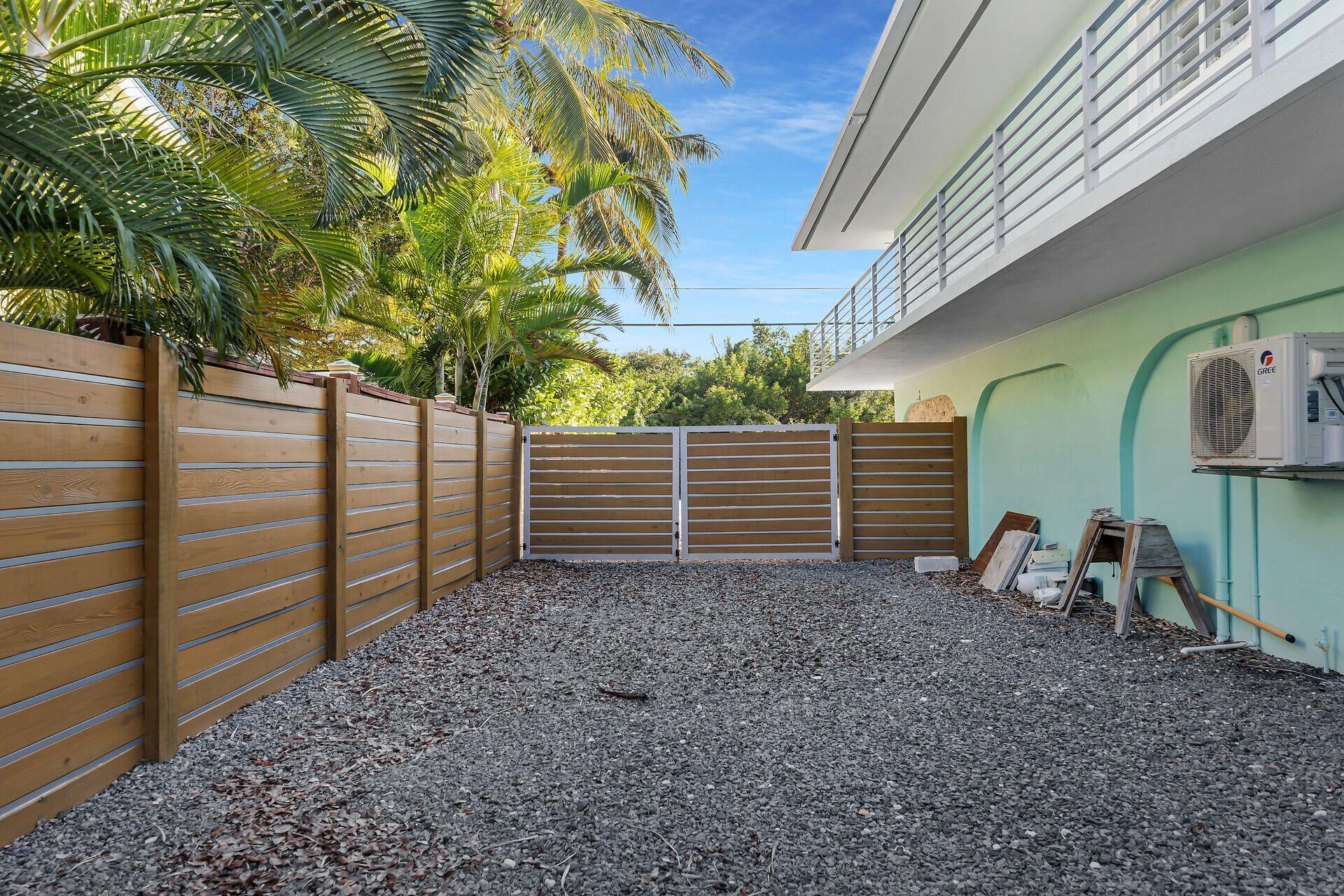 232 W Seaview Drive, Duck, FL 33050 Photo