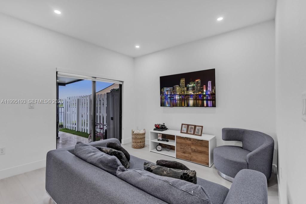 10254 SW 228th Terrace, Miami, FL 33190 Photo