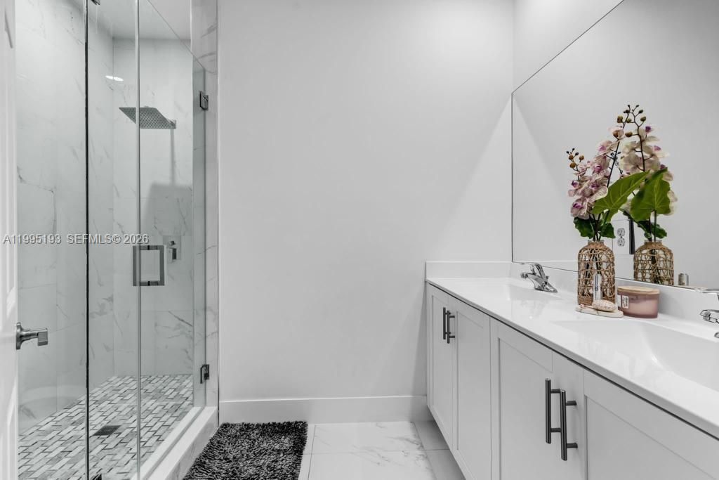 10254 SW 228th Terrace, Miami, FL 33190 Photo