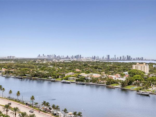 4779 Collins Ave , Unit 1706, Miami Beach, FL 33140