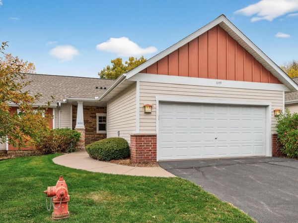 1099 Barclay Street, Saint Paul, MN 55106